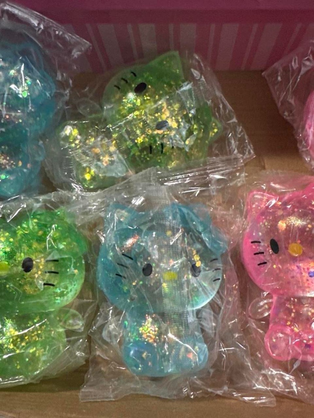 Hello Kitty Glitter Squishy